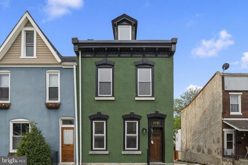 174 Lauriston St, PHILADELPHIA, PA, 19128-3728 | Card Image