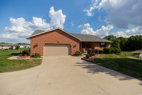 600 S Bray St, New Carlisle, IN, 46552-8206 | Card Image