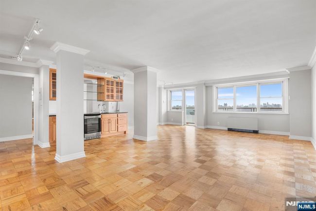 6600 Kennedy Blvd E, House attached with 4 bedrooms, 3 bathrooms and null parking in West New York NJ | Image 14