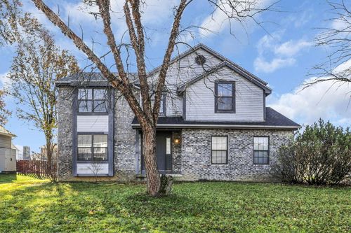 565 Peach St, Westerville, OH, 43082-1036 | Card Image