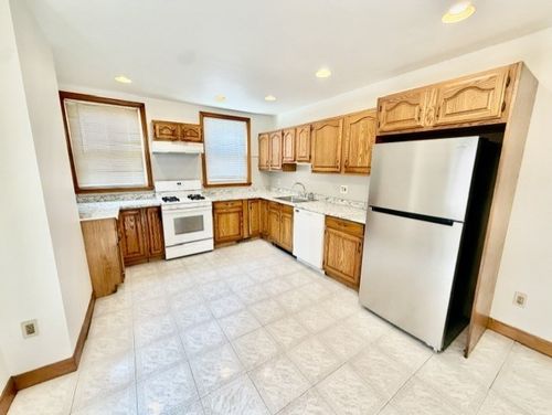 1-7 Parmenter St, Boston, MA, 02113-2369 | Card Image