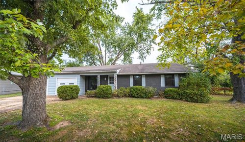 5 Redbud Ln, Rolla, MO, 65401-3748 | Card Image