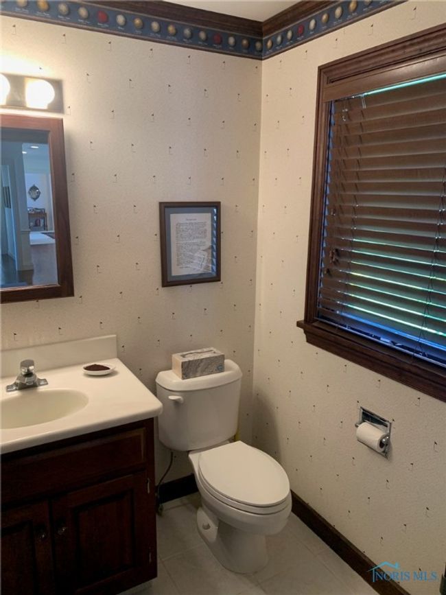 202 Belfast Ln, House other with 5 bedrooms, 5 bathrooms and 2 parking in Bryan OH | Image 12