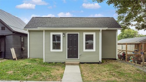250 N Main Street, Roseville, OH, 43777 | Card Image
