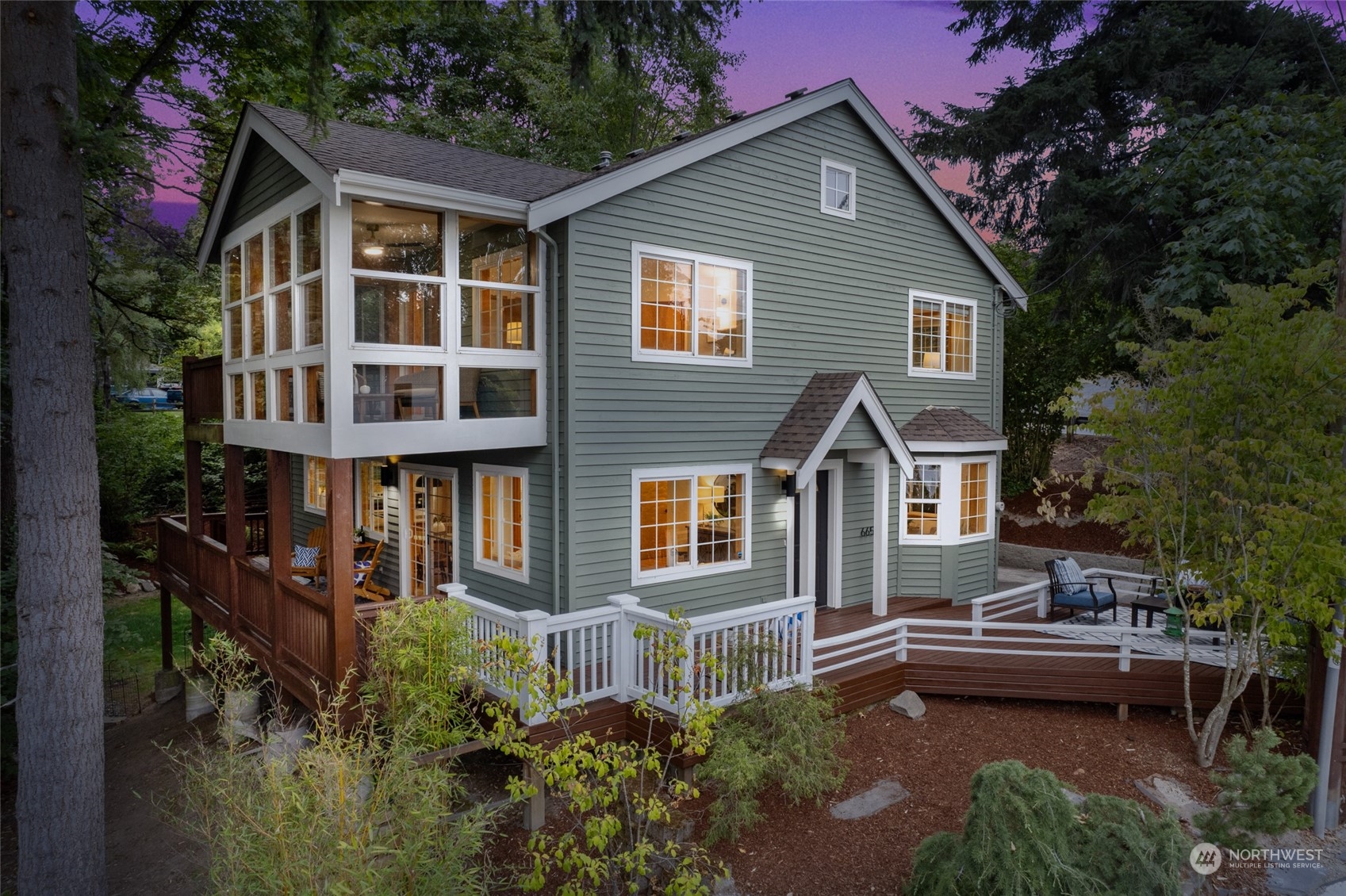 Lake Washington Blvd, Newcastle, WA 98056