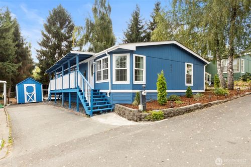 922 Nw Mahogany Ln, Silverdale, WA, 98383-8906 | Card Image