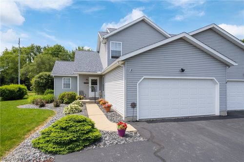 2419 Meadow Spring Circle, Akron, OH, 44312 | Card Image