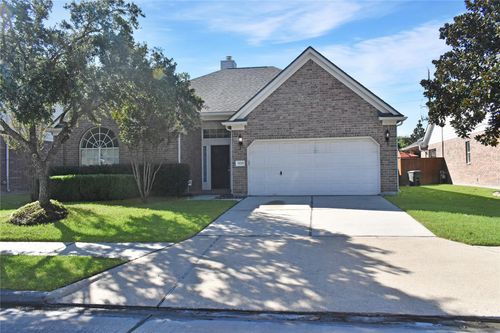 11111 Sprucedale Ct, Houston, TX, 77070-2840 | Card Image