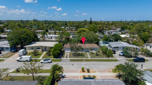 261 Ne 42nd St, Deerfield Beach, FL, 33064-3521 | Card Image