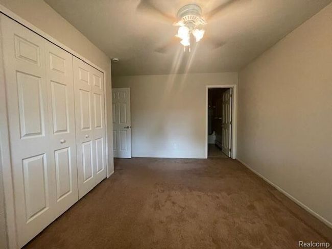 APT-9B - 59425 10 Mile Rd, Condo with 2 bedrooms, 1 bathrooms and null parking in South Lyon MI | Image 5