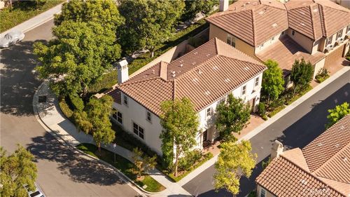 100 Blaze, Irvine, CA, 92618-1507 | Card Image