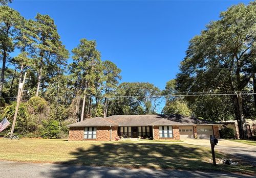 1016 N Nellius St, Woodville, TX, 75979-4204 | Card Image