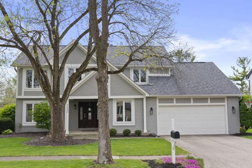 7230 Donnybrook Dr, Dublin, OH, 43017-2402 | Card Image