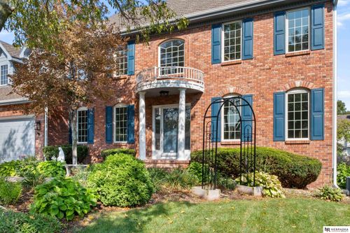 14032 Seward St, Omaha, NE, 68154-3870 | Card Image