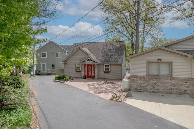 11007 Woodward Dr, House other with 4 bedrooms, 4 bathrooms and null parking in Byron MI | Image 38