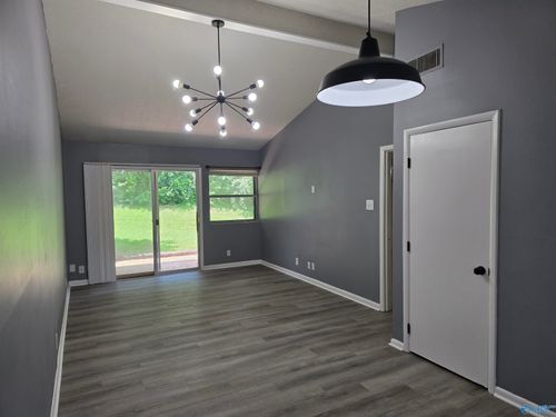 2014 Colony Dr Sw, Huntsville, AL, 35802-1319 | Card Image