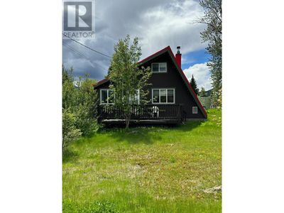 5928 5 Ave, House other with 4 bedrooms, 1 bathrooms and null parking in Blue River BC | Image 2