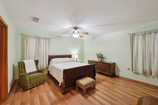 3 - 13872 Shellhammer Rd, House other with 4 bedrooms, 2 bathrooms and null parking in Winnie TX | Image 15