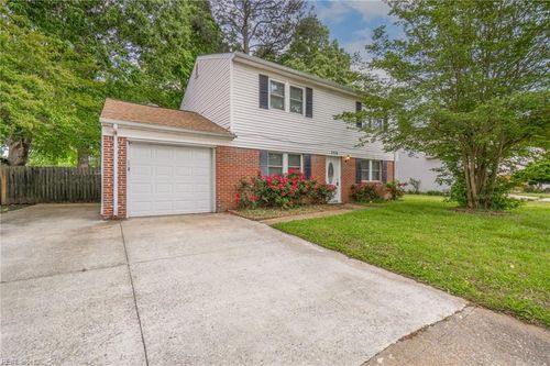 2916 Dante Pl, Virginia Beach, VA, 23453-3221 | Card Image