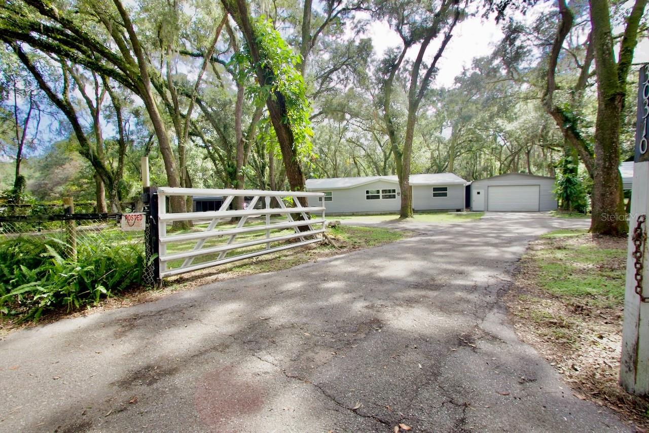 Lynne Dr, Wesley Chapel, FL 33543