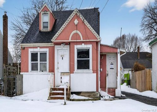 271 Ivy St, West Hempstead, NY, 11552-2131 | Card Image