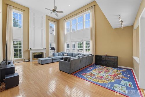 35 Hartlander St, East Brunswick, NJ, 08816-2668 | Card Image