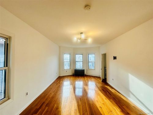 2-329 E 8th St, New York, NY, 10009-5202 | Card Image