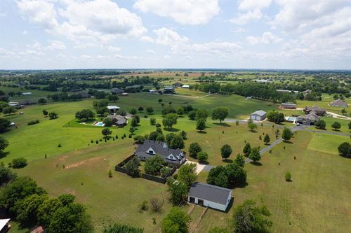 1120 Torre Pines Ct, Yukon, OK, 73099-7094 | Card Image