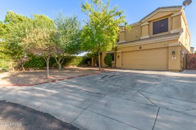 8305 W Pioneer Street, House other with 5 bedrooms, 3 bathrooms and null parking in Tolleson AZ | Image 3