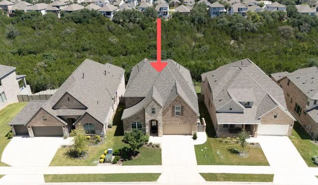 Aerial perspective of suburban area | Image 35