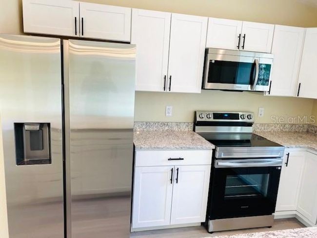 410 Kilgore St, House other with 3 bedrooms, 2 bathrooms and null parking in Wildwood FL | Image 16