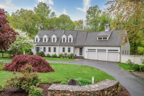 11 Kimball Rd, Hopkinton, MA, 01748-2561 | Card Image