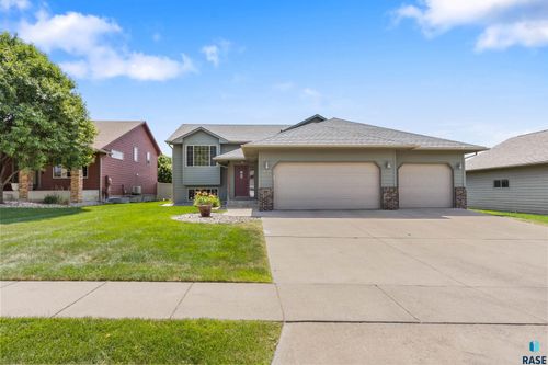4109 W 91st St Street, Sioux Falls, SD, 57108 | Card Image