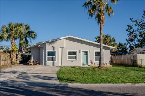 5516 Golden Dr, Tampa, FL, 33634 | Card Image