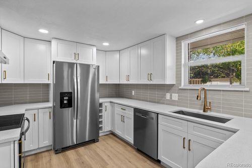 27-1200 S Monaco Street Parkway, Denver, CO, 80224 | Card Image