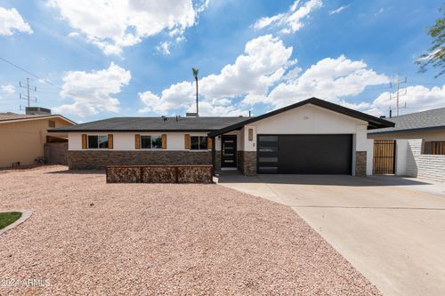 2926 S Dromedary Dr, Tempe, AZ, 85282-3617 | Card Image