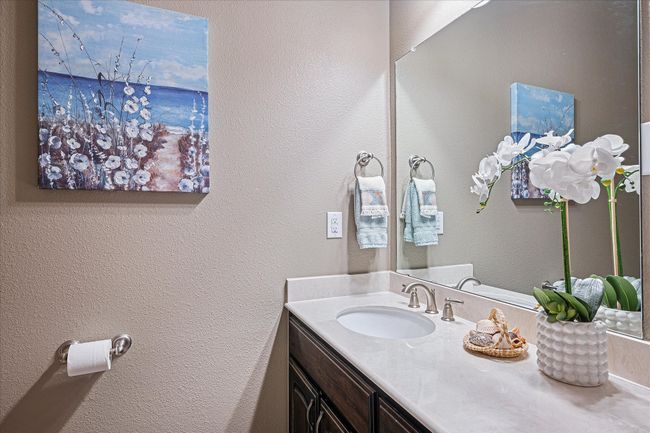 208 Equestrian Rd, House other with 4 bedrooms, 4 bathrooms and null parking in Hickory Creek TX | Image 32