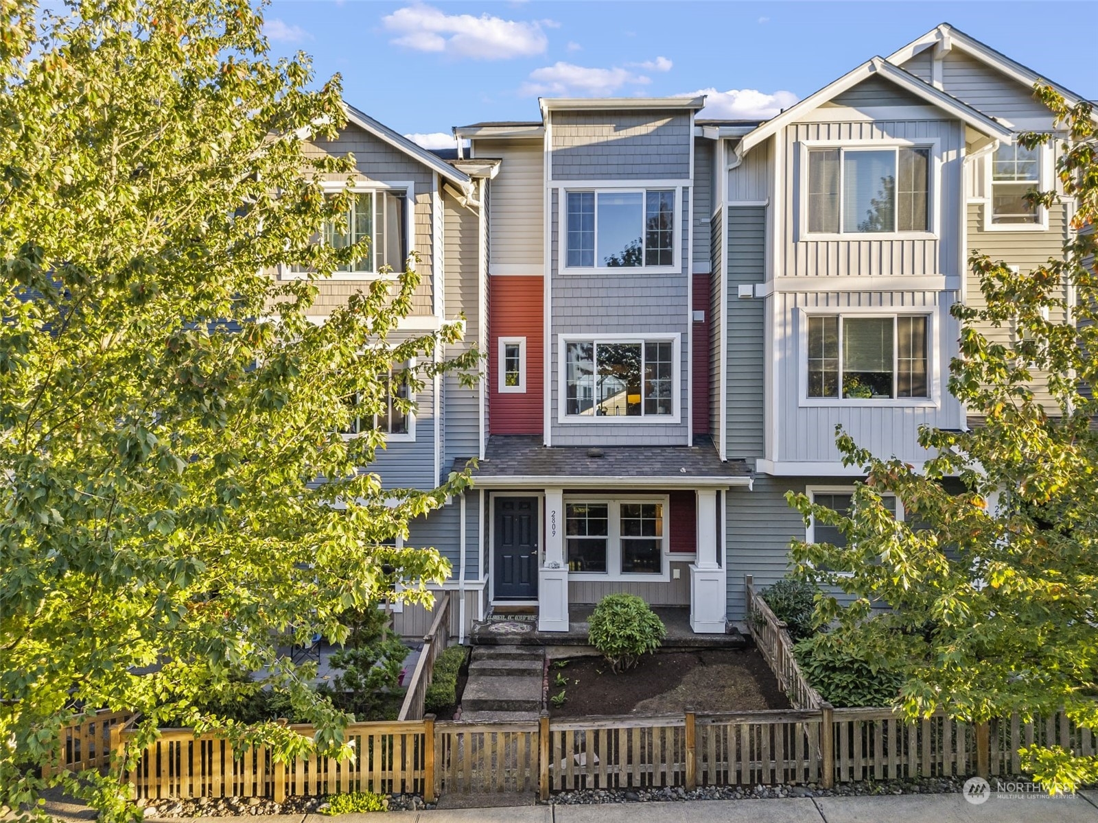 Morgan St, Seattle, WA 98126
