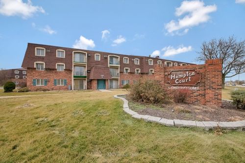 203-17985 Amherst Court, Country Club Hills, IL, 60478 | Card Image