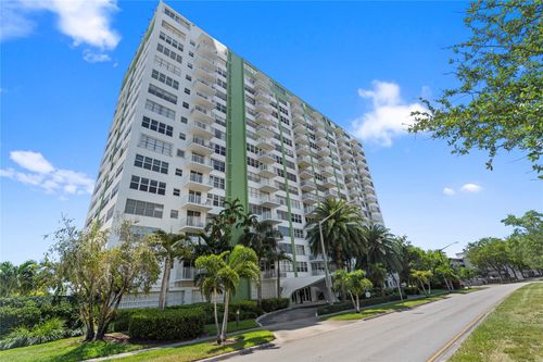 apt-1410-2100 Sans Souci Blvd, North Miami, FL, 33181-3008 | Card Image