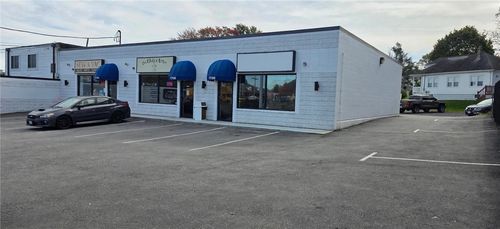 1708 Mineral Spring Ave, North Providence, RI, 02904-3916 | Card Image