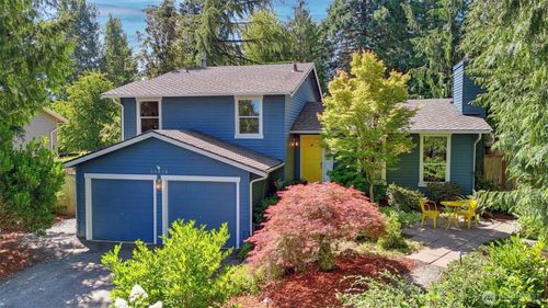 21919 Ne 18th St, Sammamish, WA, 98074-4105 | Card Image