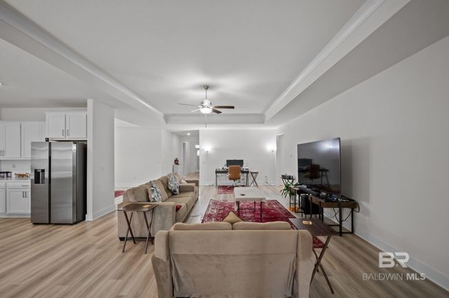 Living Room | Image 7