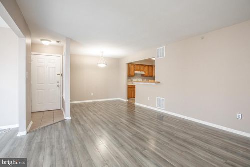 19 Canterbury Ct, SEWELL, NJ, 08080-2732 | Card Image