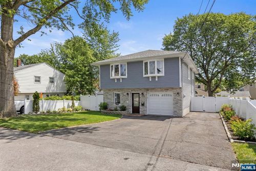 11 Belmont Ave, Emerson, NJ, 07630-1916 | Card Image