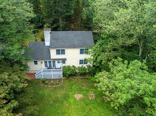 1 Graystone Ln, Weston, CT, 06883-1713 | Card Image
