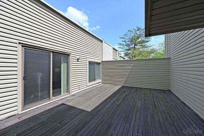 2320 Dina Ave, Condo with 2 bedrooms, 2 bathrooms and null parking in Cincinnati OH | Image 32