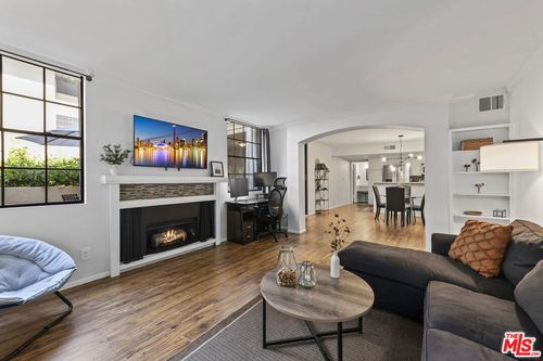 118-750 N Kings Rd, West Hollywood, CA, 90069-6508 | Card Image