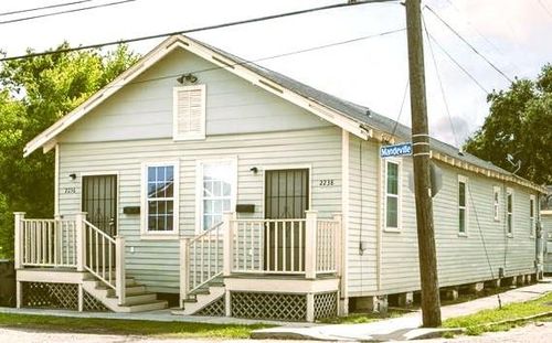2236 Mandeville St, New Orleans, LA, 70117-8040 | Card Image