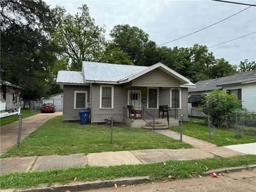 1933 Orchard St, Alexandria, LA, 71301-6749 | Card Image